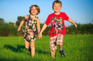 Макс/Миа и Мојсије