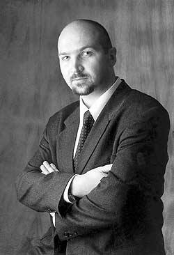 Небојша Крстић